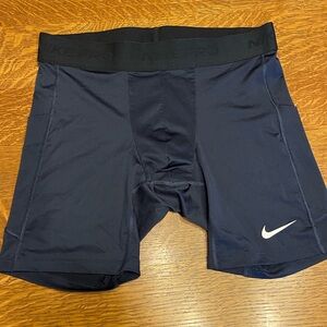 Nike Dri-Fit Pro Navy Performance Shorts w White Swoosh
Big Kids’ Boys’ Size L